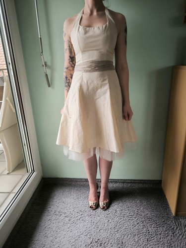 Hochzeitskleid cremefarben
